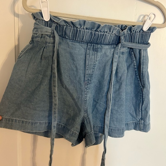 American Eagle Outfitters High Waist Blue Tie Shorts - Picture 3 of 8